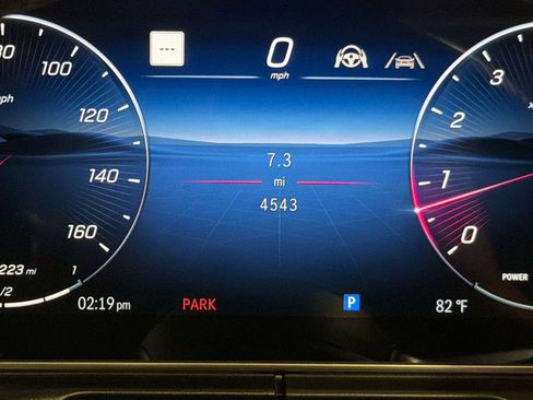Used 2026 Mercedes-Benz CLE 300 4MATIC Cabriolet image 28