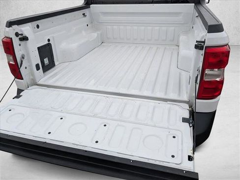 Used 2022 Ford Maverick XL image 6