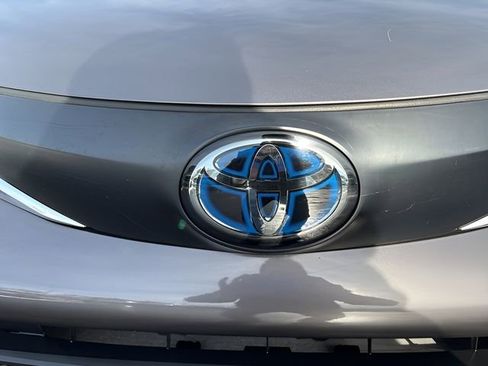 Used 2022 Toyota Sienna LE image 27