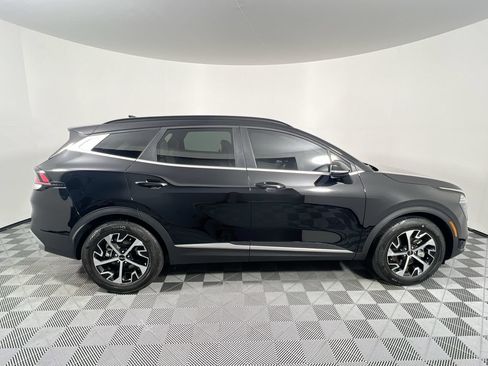 Certified 2024 Kia Sportage EX FWD image 2