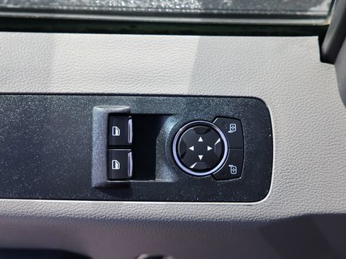Certified 2019 Ford F150 XL w/ Equipment Group 101A Mid AWD/4WD image 6