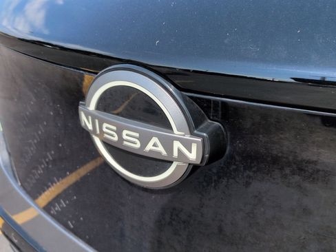 Used 2023 Nissan Ariya FWD image 29