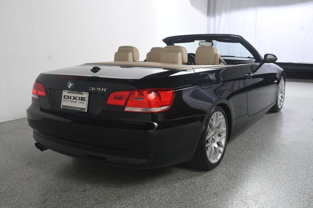 Used 2008 BMW 328i Convertible RWD image 15