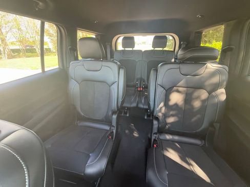 Certified 2025 Jeep Grand Cherokee L Altitude image 26