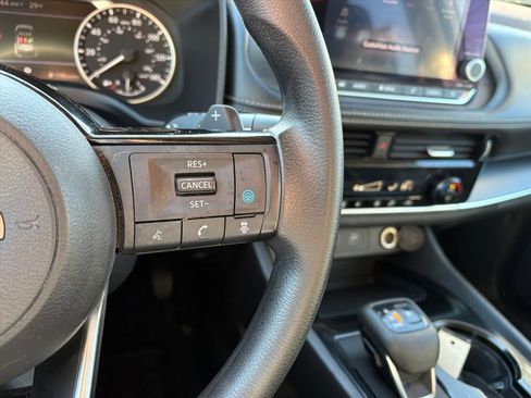 Certified 2023 Nissan Rogue SV image 13