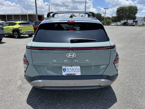 New 2026 Hyundai Kona Limited FWD image 8