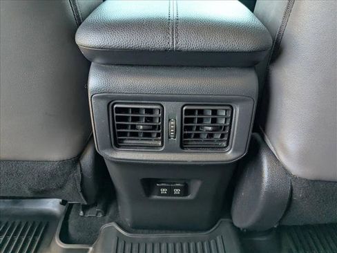 Used 2019 Toyota RAV4 Adventure image 17