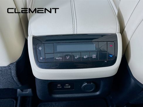 Used 2023 INFINITI QX60 Luxe w/ Vision Package AWD/4WD image 35
