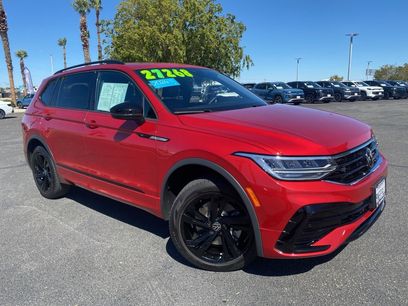 Used 2024 Volkswagen Tiguan SE R-Line