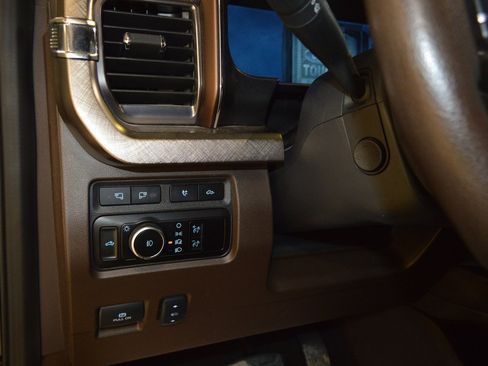 Used 2024 Ford F250 King Ranch w/ Chrome Package AWD/4WD image 16