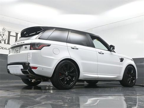 Used 2020 Land Rover Range Rover Sport HST image 33