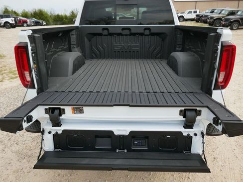 New 2026 GMC Sierra 1500 Denali Ultimate AWD/4WD image 8