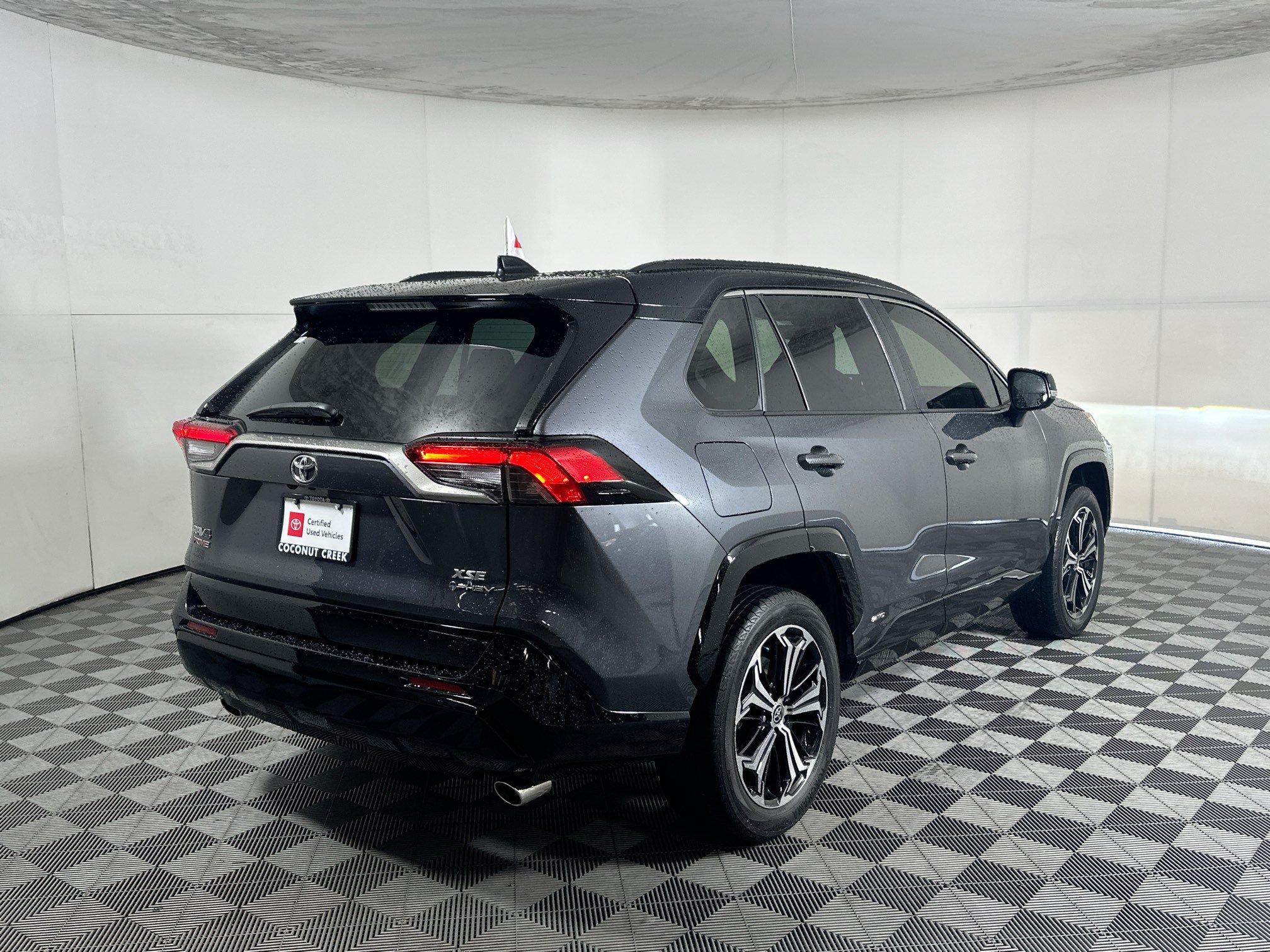 Certified 2025 Toyota RAV4 XSE w/ Weather Package AWD/4WD image 3