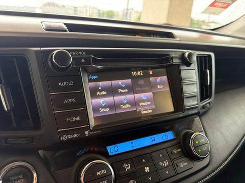 Used 2018 Toyota RAV4 XLE w/ Plus Extra Value Package AWD/4WD image 30