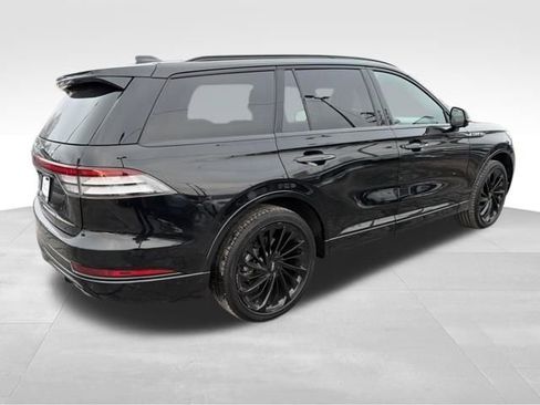 Certified 2025 Lincoln Aviator Reserve w/ Jet Appearance Package image 8