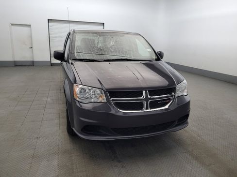 Used 2018 Dodge Grand Caravan SE image 14