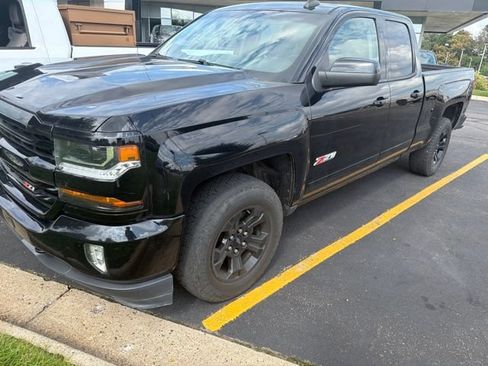 Used 2017 Chevrolet Silverado 1500 LT w/ Midnight Edition AWD/4WD image 1
