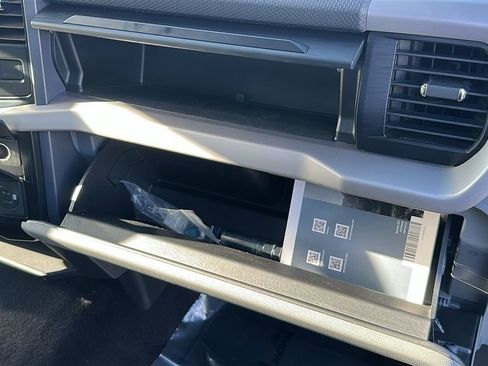 Used 2023 Ford F150 XLT image 31