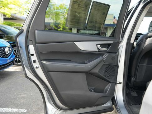 Certified 2025 Acura MDX SH-AWD image 38