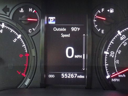 Used 2024 Toyota 4Runner SR5 RWD image 39