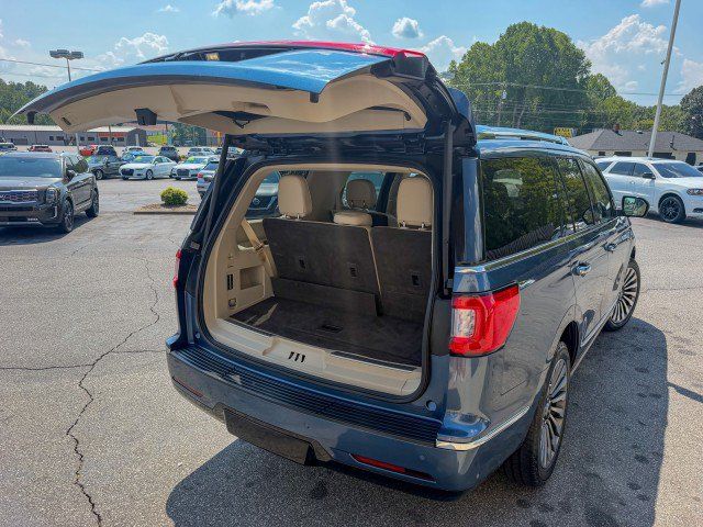 Used 2019 Lincoln Navigator Reserve AWD/4WD image 24