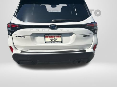 Used 2025 Subaru Forester Touring w/ Touring Package AWD/4WD image 28