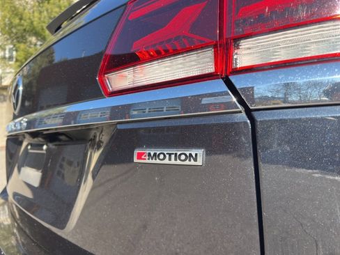 Used 2021 Volkswagen Atlas SE image 9