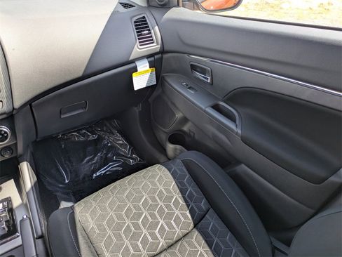 New 2025 Mitsubishi Outlander Sport ES image 16