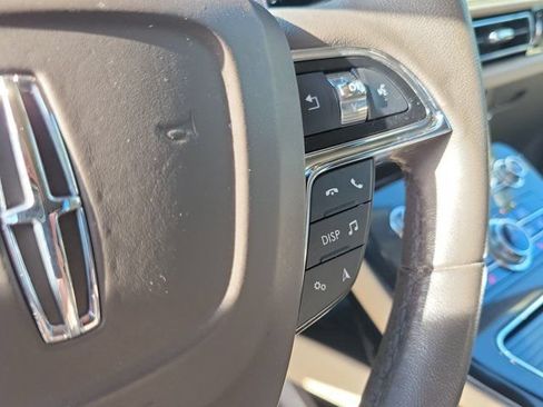 Certified 2022 Lincoln Nautilus FWD w/ Premium Package image 25