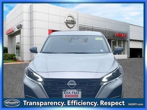 Certified 2025 Nissan Altima 2.5 S image 2