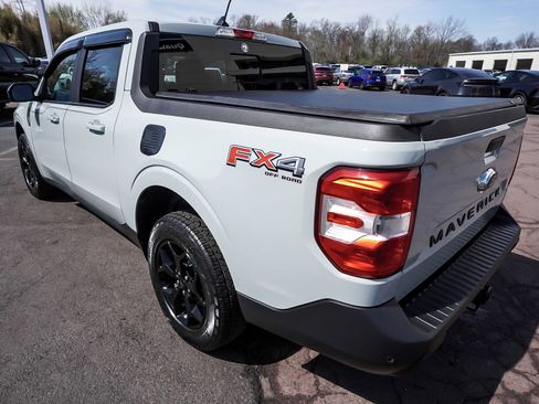 Used 2024 Ford Maverick Lariat w/ FX4 Off-Road Package AWD/4WD image 4