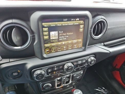 Used 2019 Jeep Wrangler Moab w/ Quick Order Package 24M Moab image 24