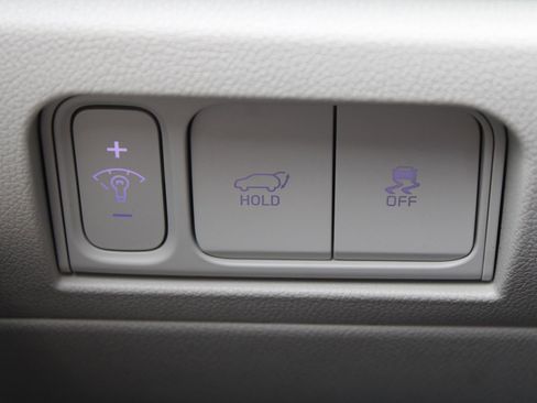 Certified 2025 Kia Sorento EX w/ EX Panoramic Sunroof Package image 26