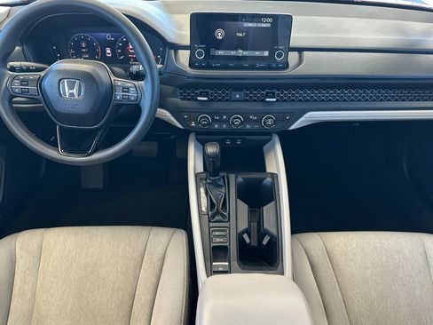 Certified 2025 Honda Accord SE image 13