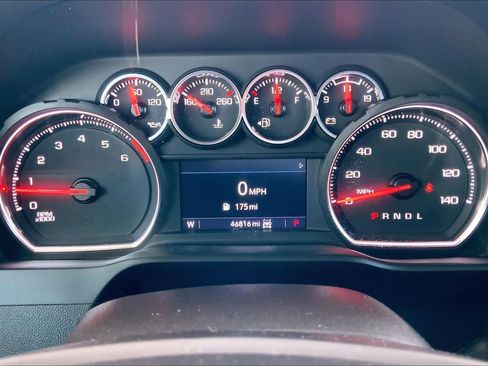 Used 2022 Chevrolet Silverado 1500 LT Trail Boss w/ Convenience Package II AWD/4WD image 26