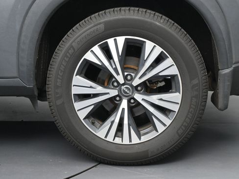 Used 2022 Nissan Rogue SV w/ SV Premium Package image 20