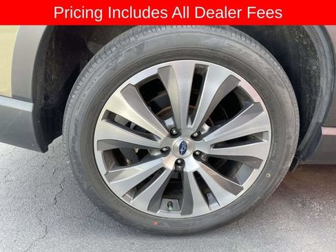Used 2022 Subaru Ascent Limited AWD/4WD image 9