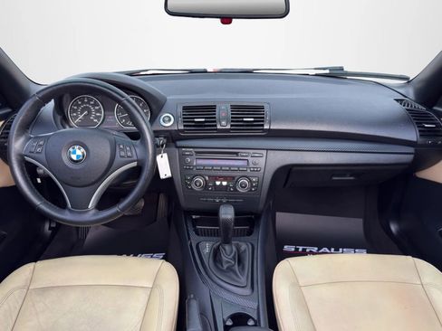Used 2010 BMW 128i Convertible image 13