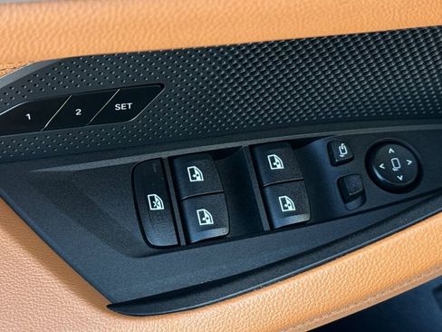 Used 2023 BMW i4 eDrive35 w/ Premium Package image 11