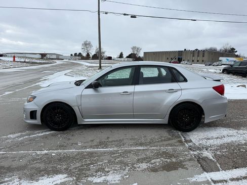 Used 2011 Subaru Impreza WRX Premium AWD/4WD image 8