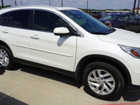 Used 2016 Honda CR-V EX-L image 2