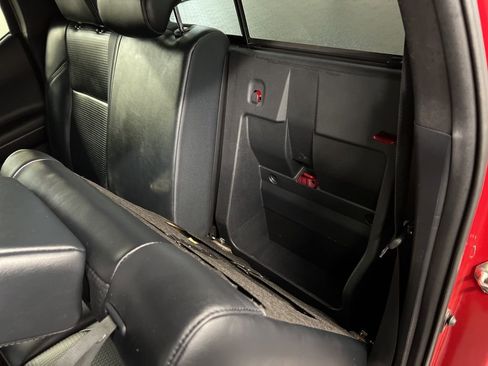 Used 2020 Toyota Tacoma TRD Off-Road w/ TRD Premium Off Road Package image 36