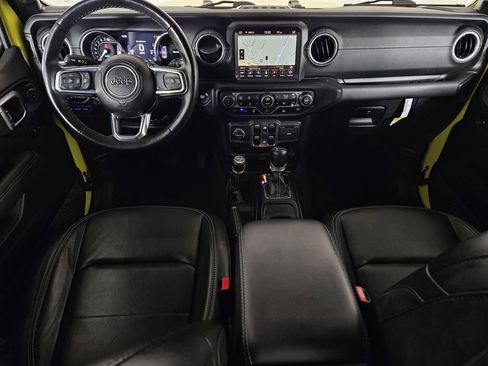 Used 2023 Jeep Wrangler Unlimited Sahara w/ Cold Weather Group image 7