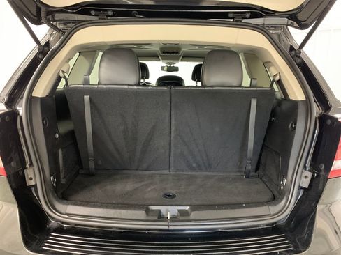 Used 2017 Dodge Journey Crossroad w/ Popular Equipment Group FWD image 19