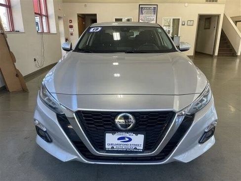 Used 2019 Nissan Altima 2.5 SV FWD image 3