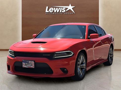 Used 2022 Dodge Charger R/T w/ Driver Convenience Group image 2