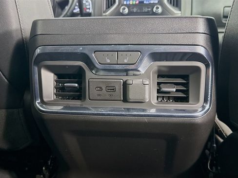 Used 2023 GMC Sierra 2500 AT4 w/ AT4 Preferred Package AWD/4WD image 27