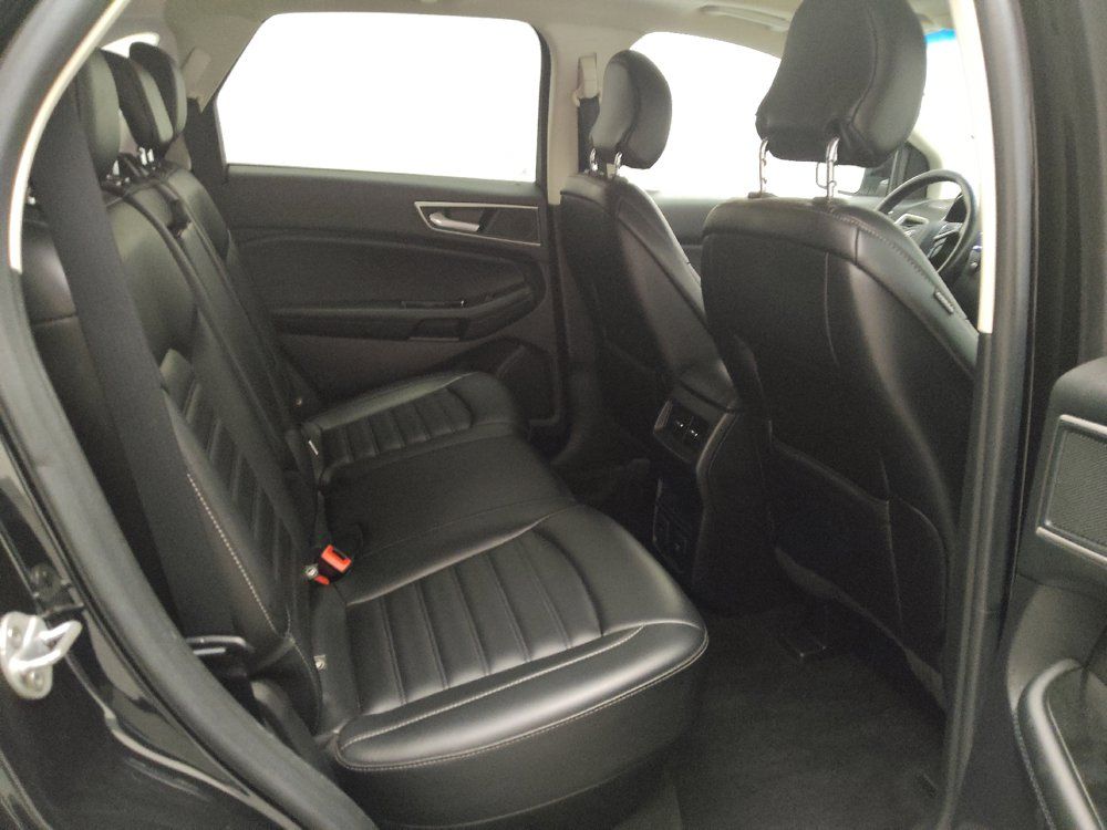 Used 2019 Ford Edge SEL w/ Equipment Group 201A FWD image 19