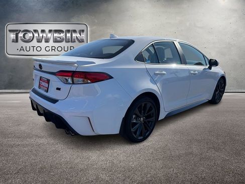 Used 2025 Toyota Corolla SE image 4