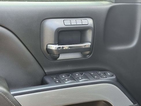 Used 2017 Chevrolet Silverado 1500 LTZ Z71 w/ Redline Edition image 23